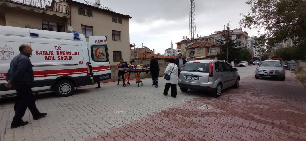 Konya’da otomobille çarpışan motokurye yaralandı 3